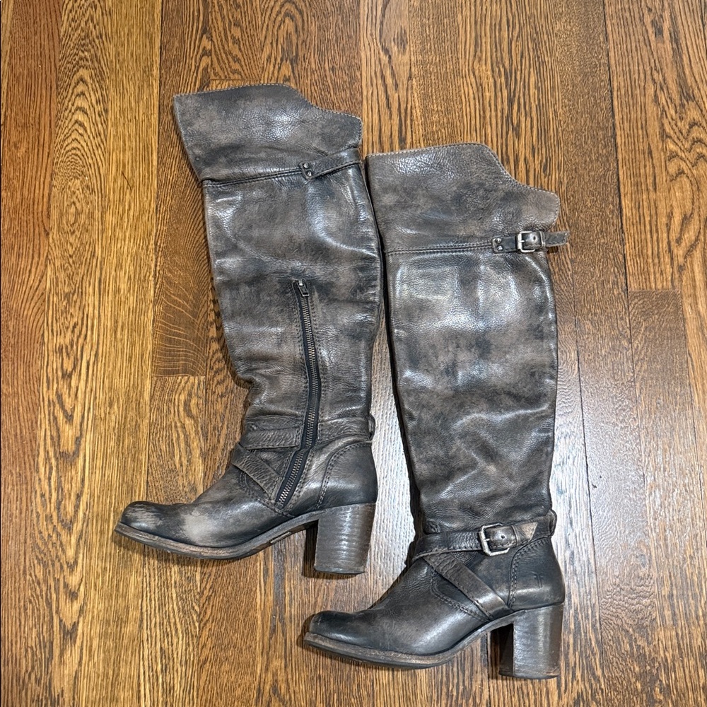 Frye Kelly Taupe Grey